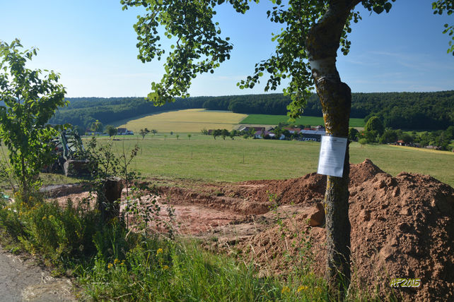 Ausgehobene Baugrube 